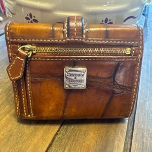Brown leather Dooney and Bourke small wallet
